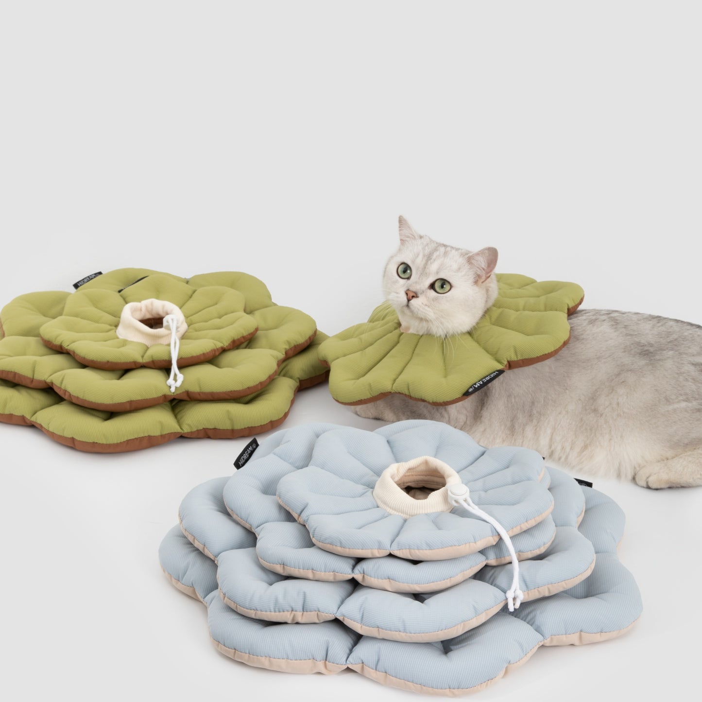 Two-Tone Petal Recovery Collar